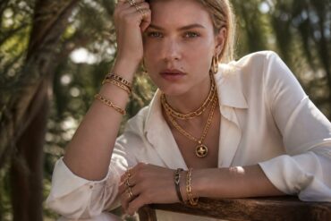 explorez les dernières tendances des bijoux gucci pour cette saison et sublimez votre style avec des pièces élégantes et contemporaines.