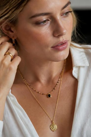 explorez les tendances bijoux zag 2024 et trouvez les pièces incontournables pour sublimer votre style avec élégance et originalité.