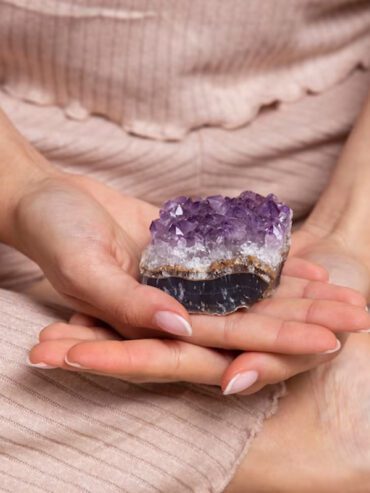 Pierre précieuse violette