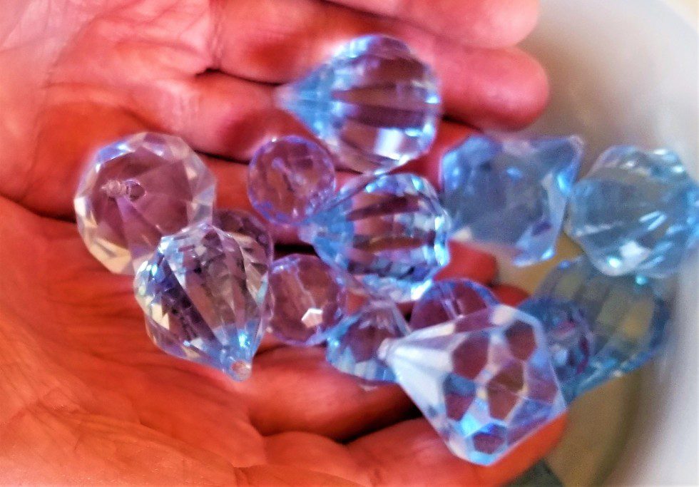 caractéristiques de la tanzanite