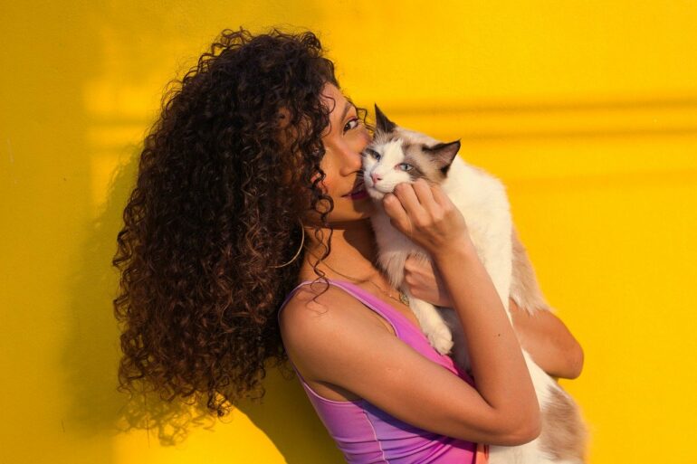 chat femme