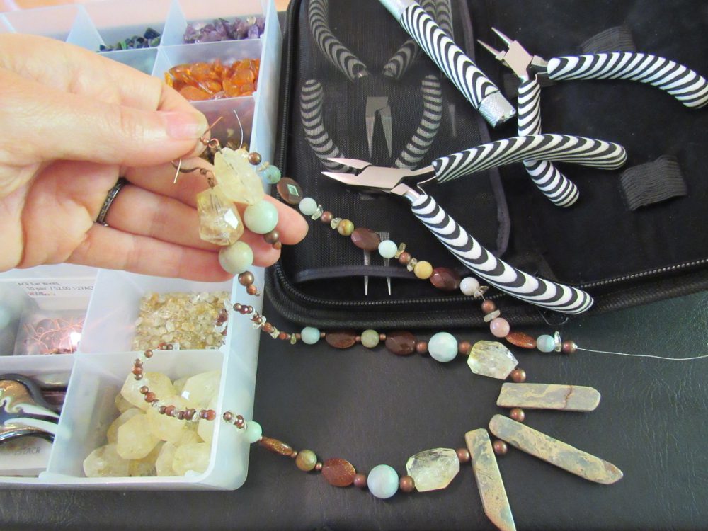 faire des bijoux