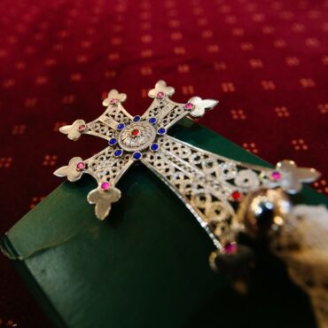 signe bijoux religieux