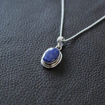 tanzanite pierre précieuse